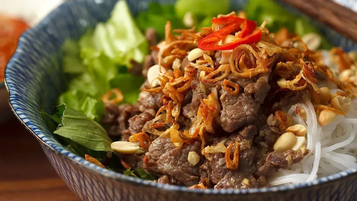 Bò bún