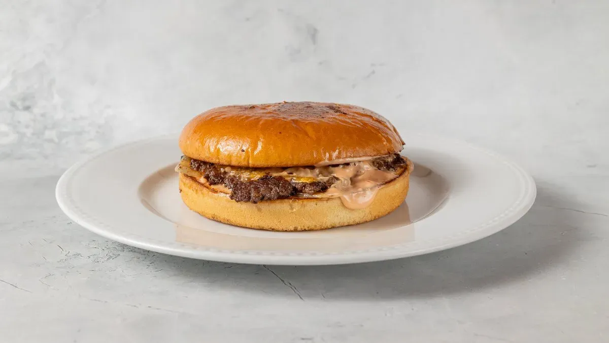 Juicy lucy beef burger