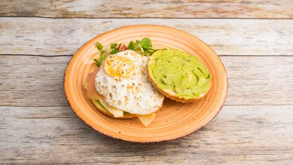 Avocado Bagel 🥑