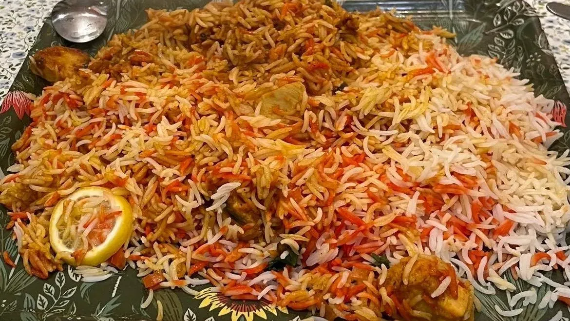 Special Csirke biryani