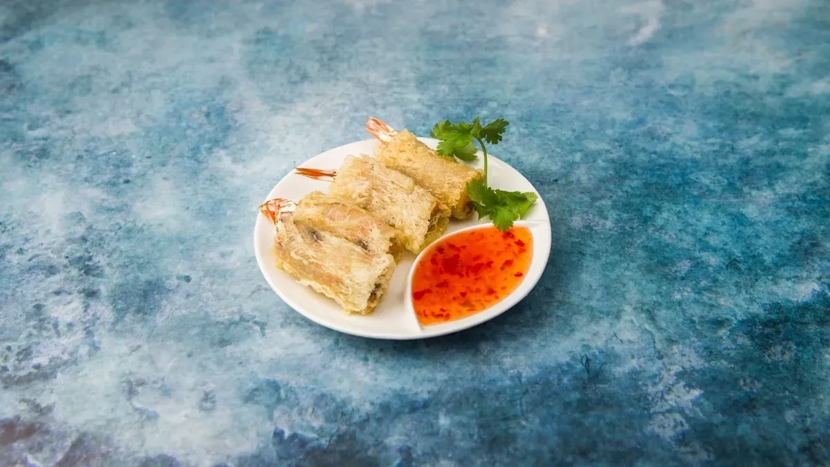 A3. Shrimp rolls