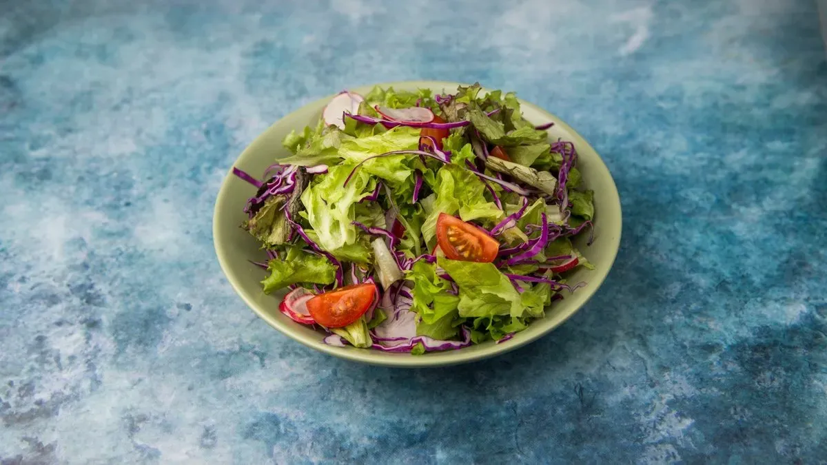 X4. Tây Hồ salad