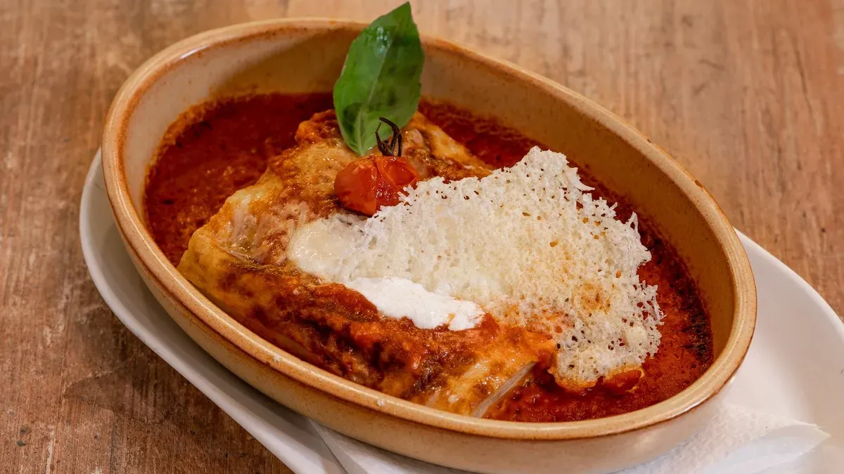 Cannelloni rikottával, spenóttal, besamellel és paradicsomszósszal