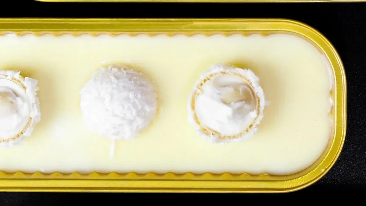 🥥 **Raffaello Bliss**