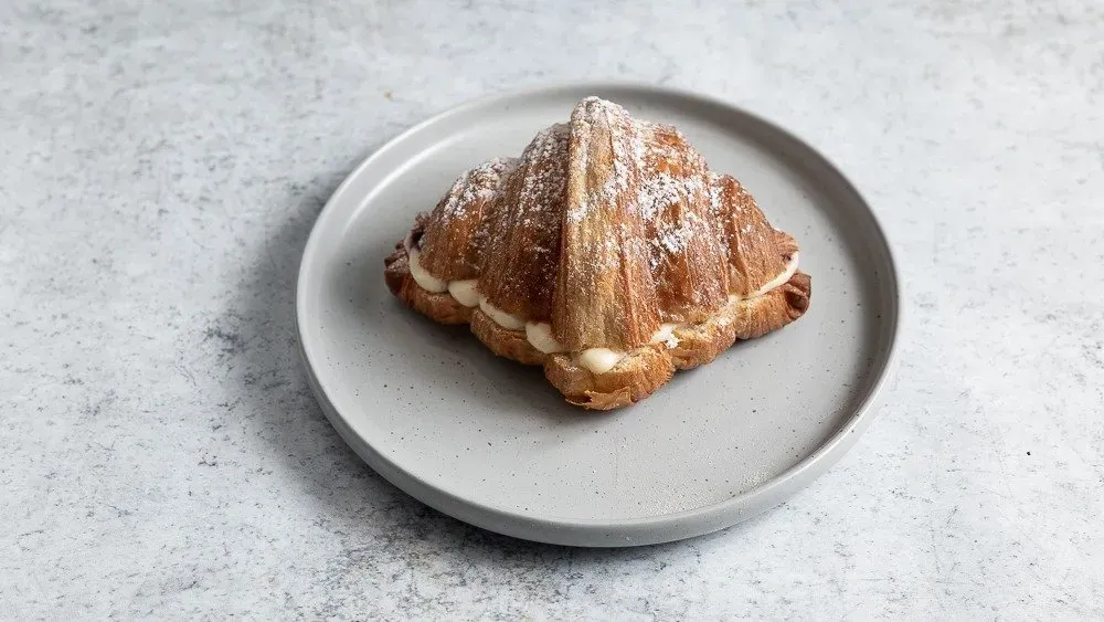 Mascarponés áfonyás croissant