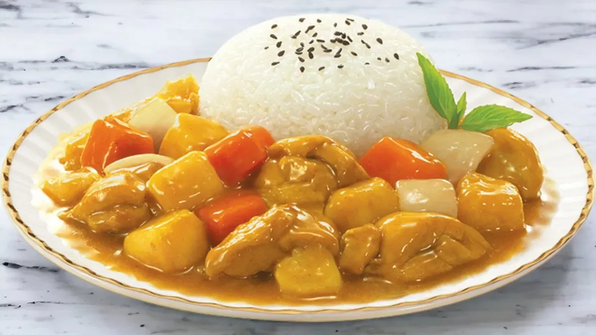B4 Curry csirkehúsos rizs