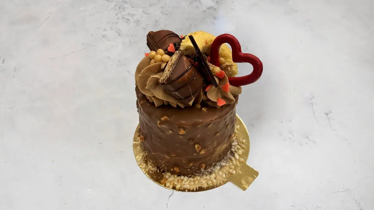 Kinder Bueno mini torta