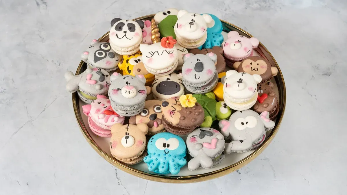 Figura macaron válogatás - 20 darabos - díszdobozban