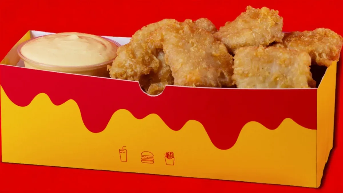 Chicken nuggets+szósz