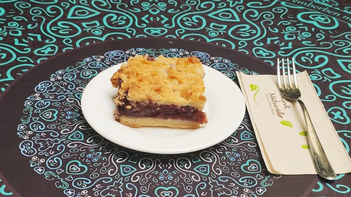 Vegán meggyes pite
