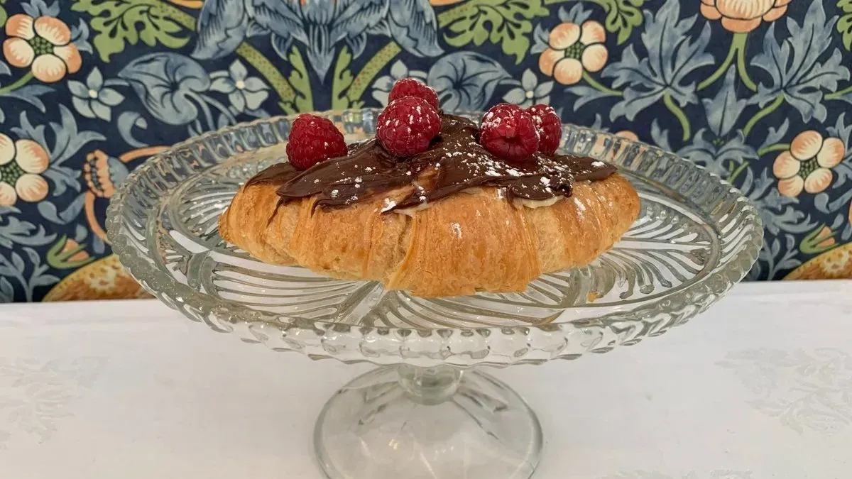 Aranypinty croissant