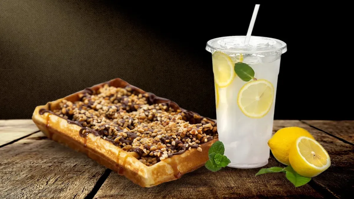 Snickers gofri + 0,5 L házi limonádé több ízben