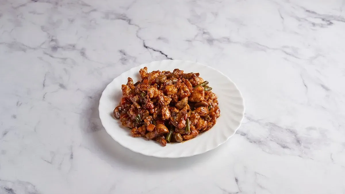 蘑菇鸡白米饭Gombás csirkehús főtt rizzsel蘑菇鸡和白米饭