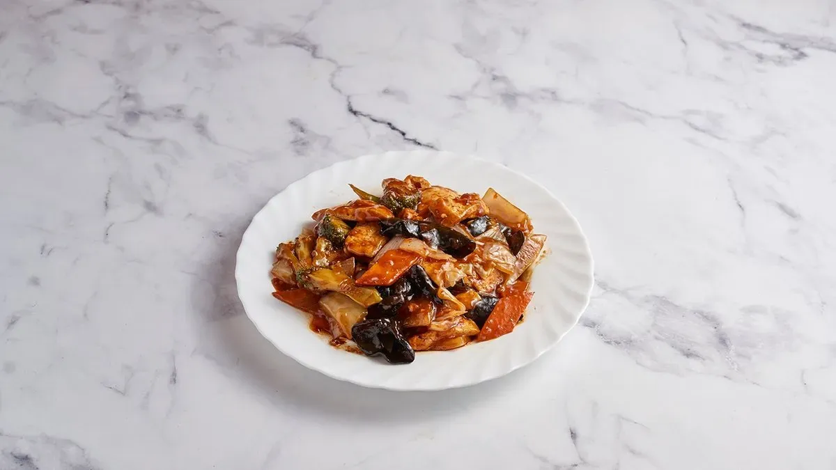 (Csípős) Zöldséges Kínai Tofu főtt rizzsel豆腐干和白米饭