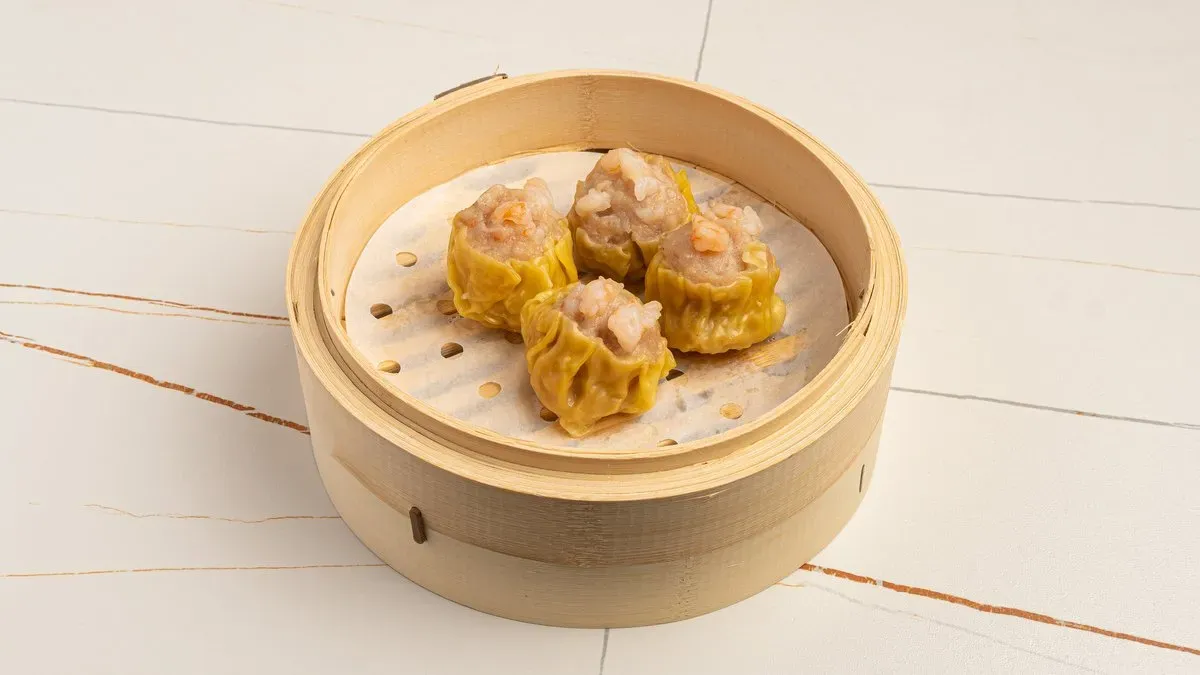 202. Garnélarák és sertésgombóc 鲜虾烧卖 Siu Mai w/ Shrimp