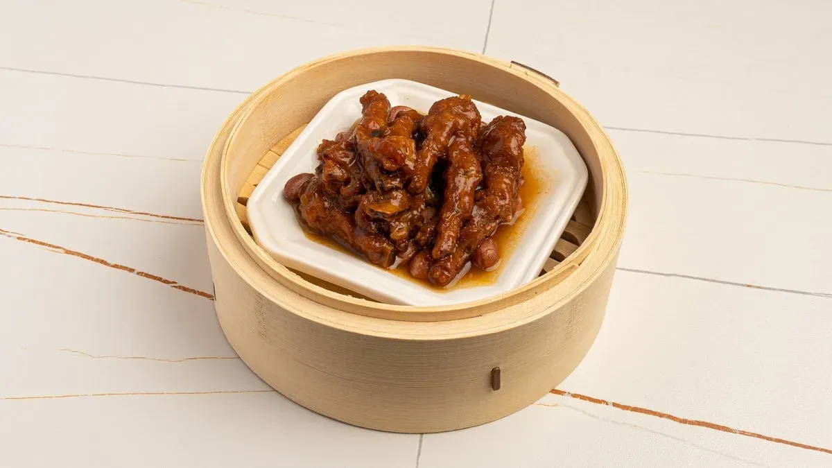 204. Gőzös csirkeláb feketebab szósszal 豉汁蒸凤爪 Steamed Chicken feet w/ Black Bean