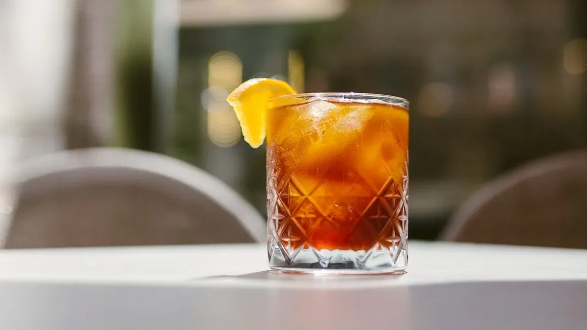 Espresso tonic