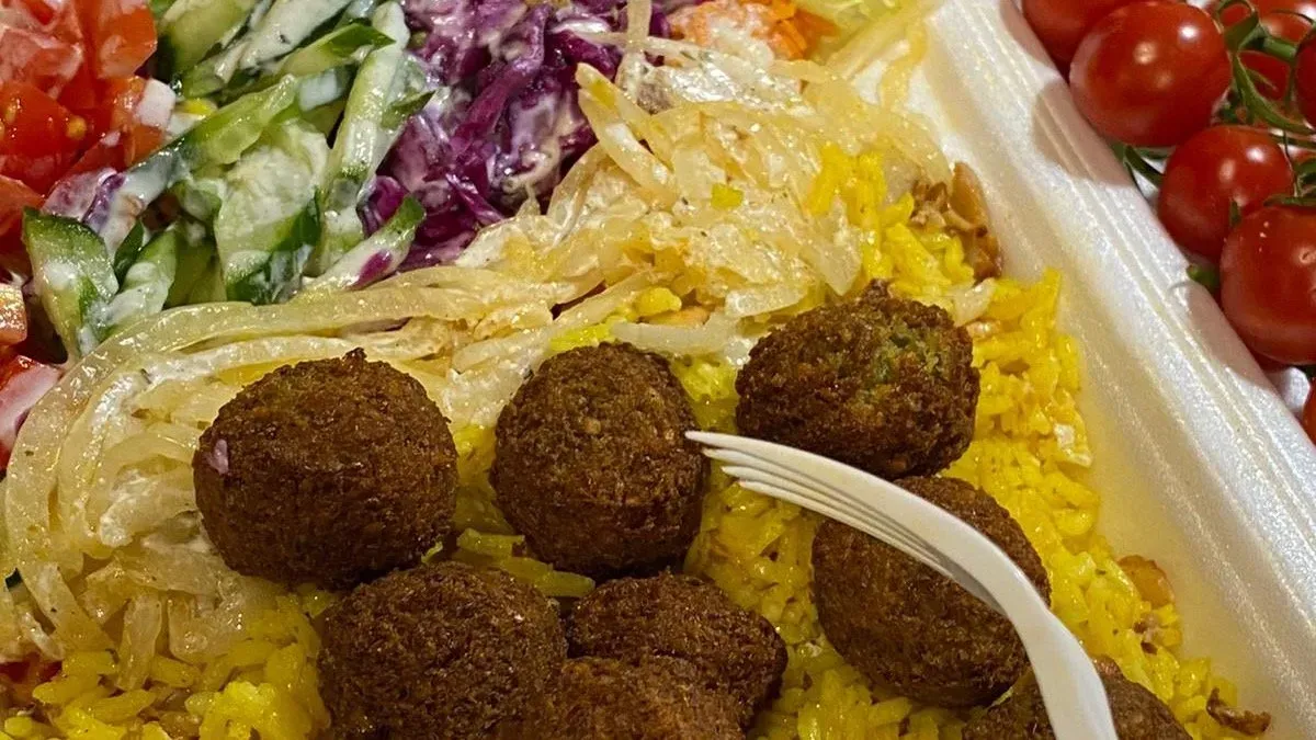 Falafel nagytál