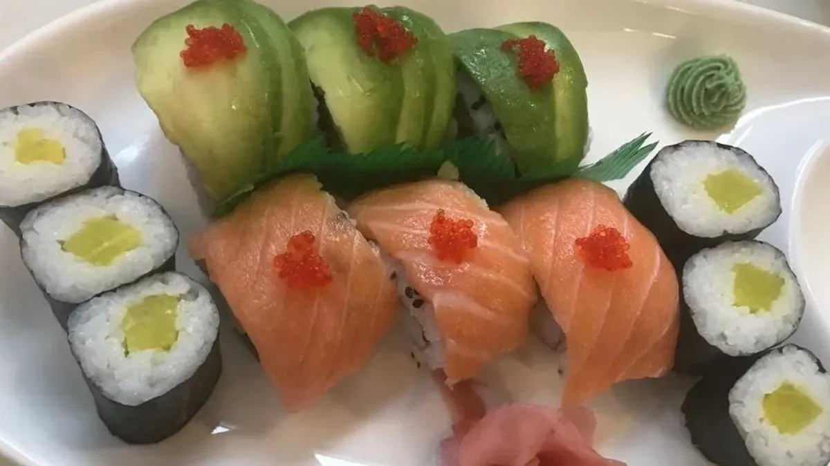 Sushi Tál - G8, 12db