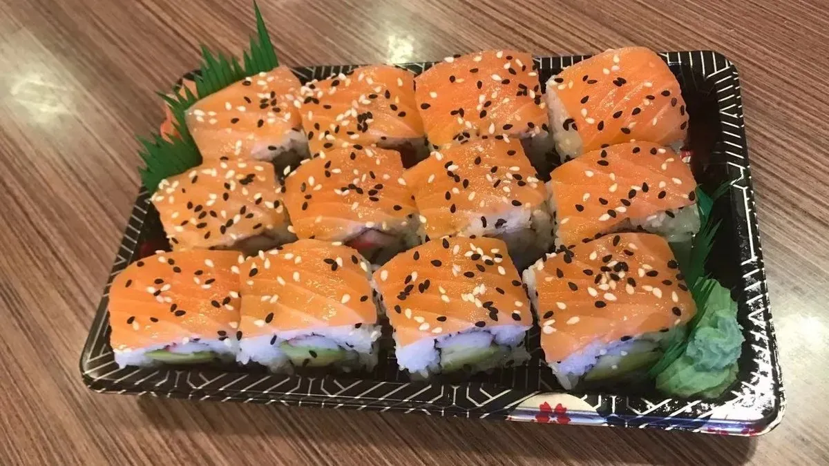 Sake Califoria Maki  M12A-12db