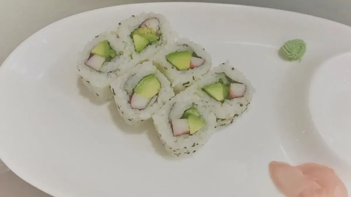 California Maki - M11, 6db