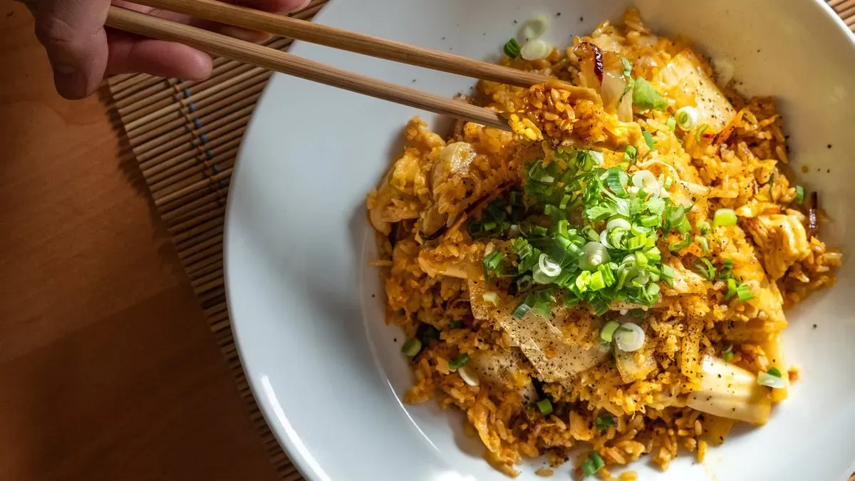 Kimchi-s pirított rizs Csirke