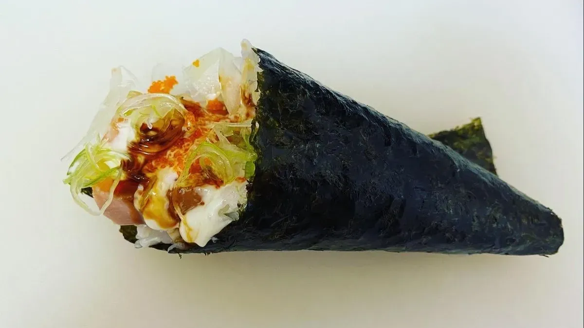 Salmon mayo Temaki(サーモンマヨ手巻)