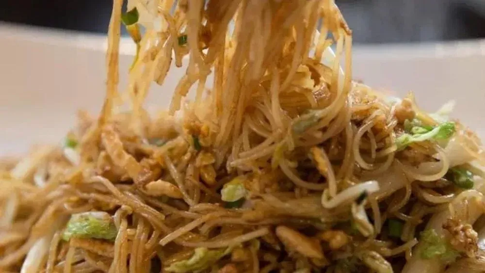 714 Sült rizstészta  zöldséggel/Fried rice noodle with vegetable