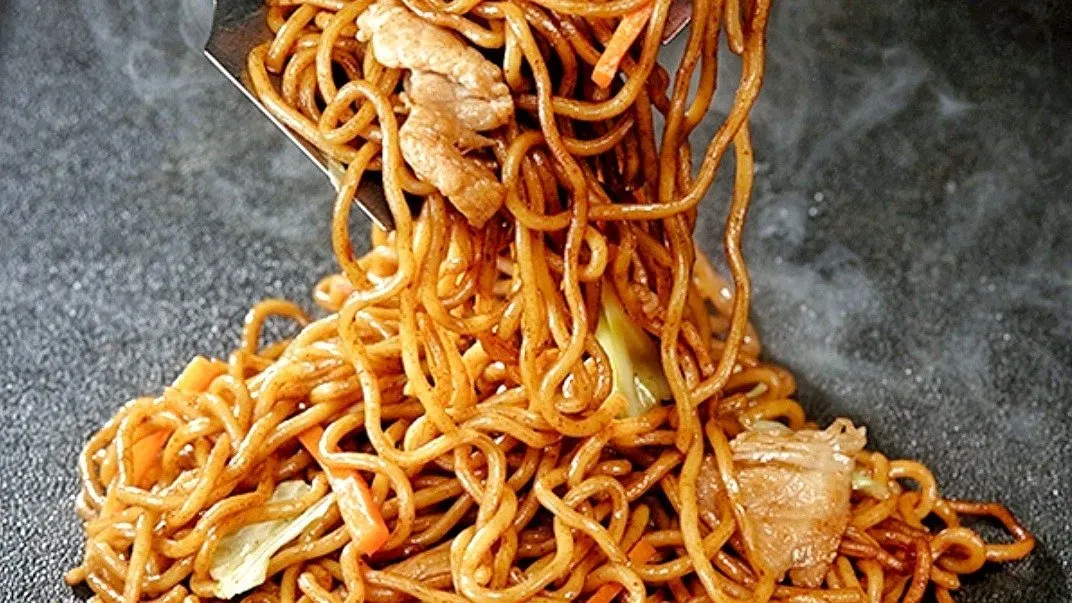 Pork flavor yakisoba