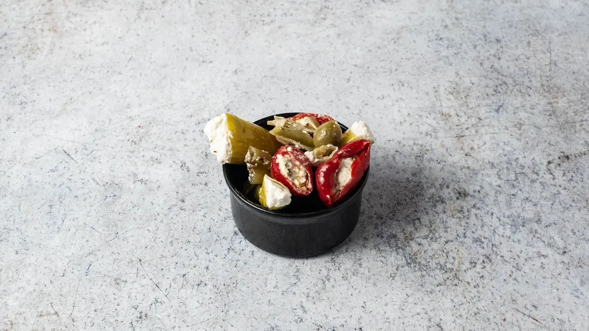 Macedón vegyes töltött paprika válogatás