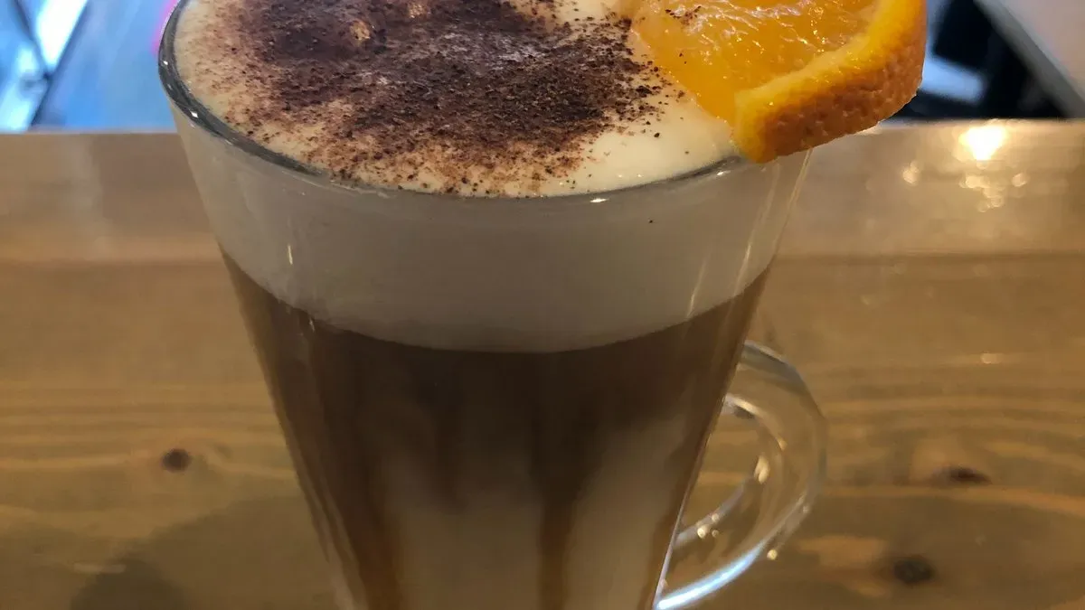 Narancsos-fahéjas Latte