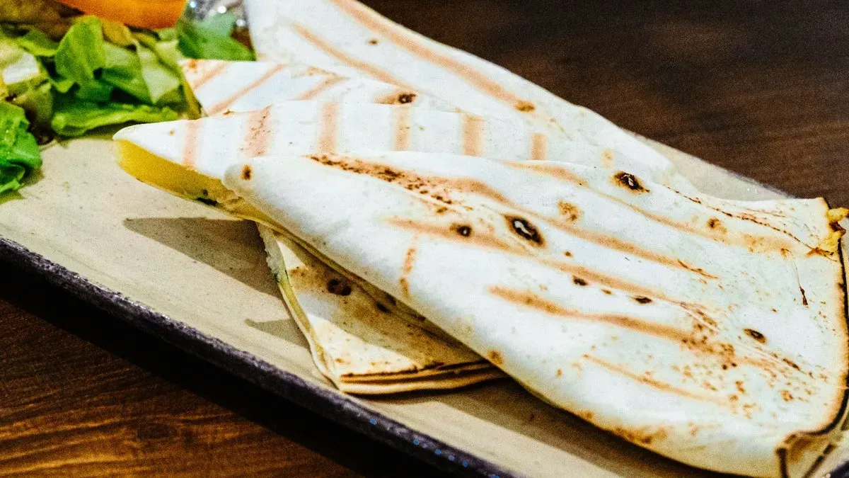 Sajtos quesadilla szárított paradicsommal