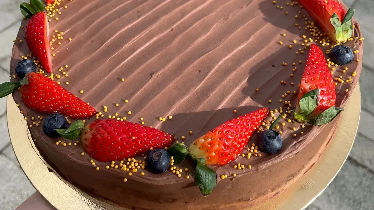 Gluténmentes Belga tejcsokoládé torta (14 szeletes)