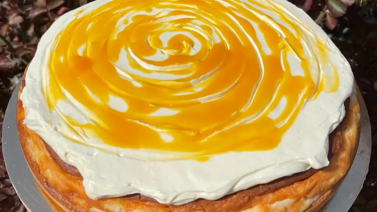 Mangós sajttorta (14 szeletes)