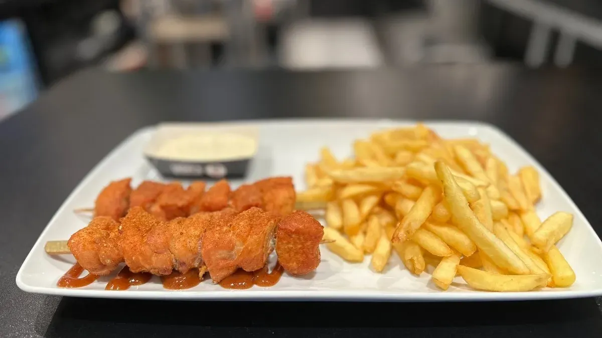 Csirke saté menü