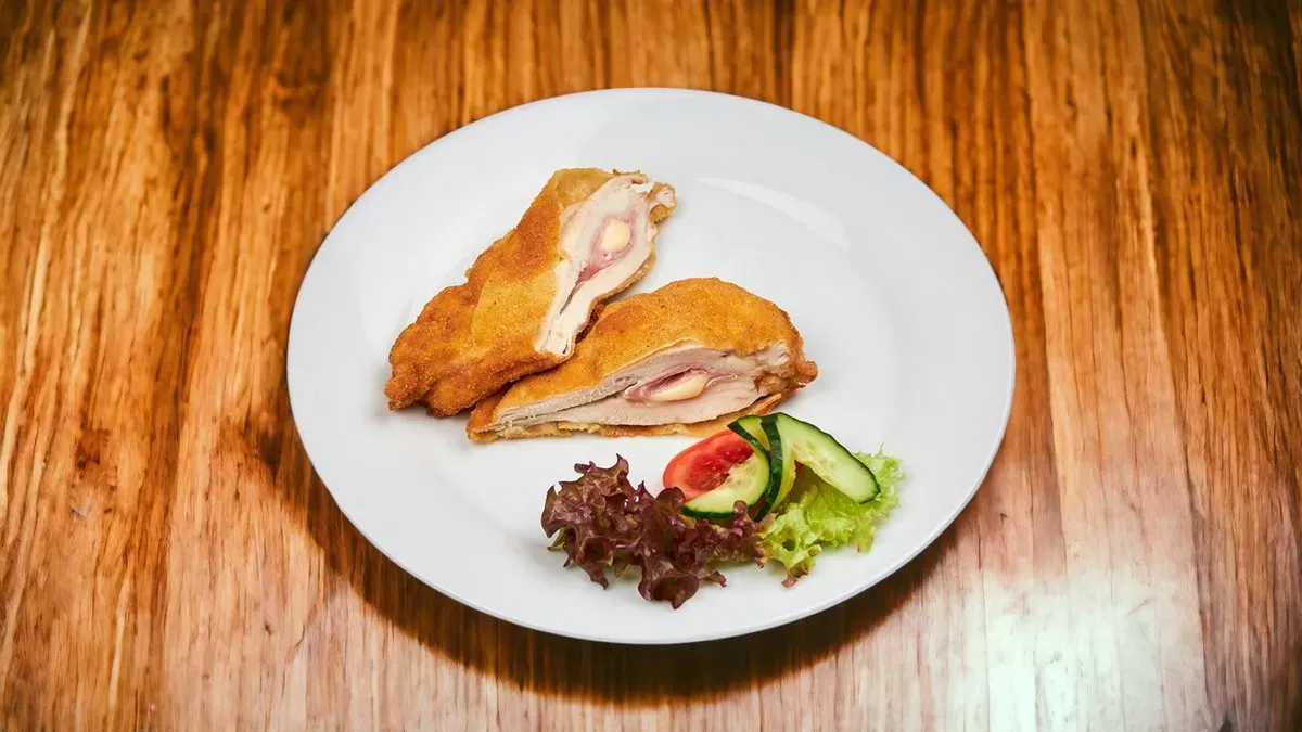 Cordon Bleu csirkemellből kb. 28dkg