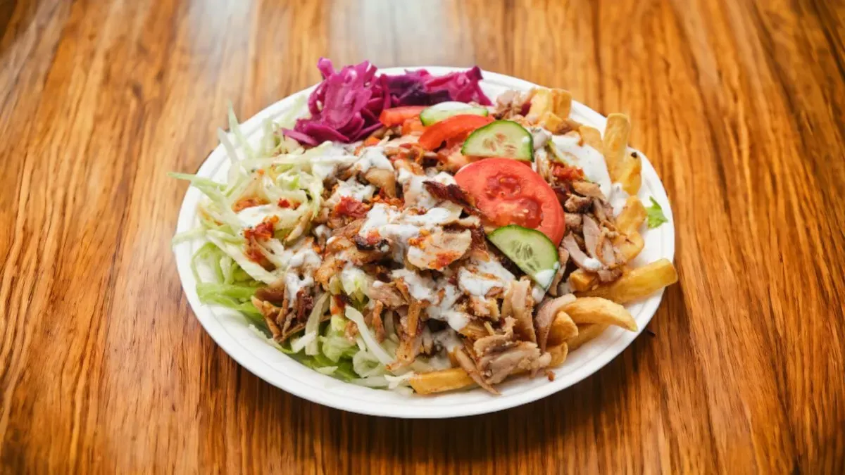 Gyrostál fűszeres steakburgonyával