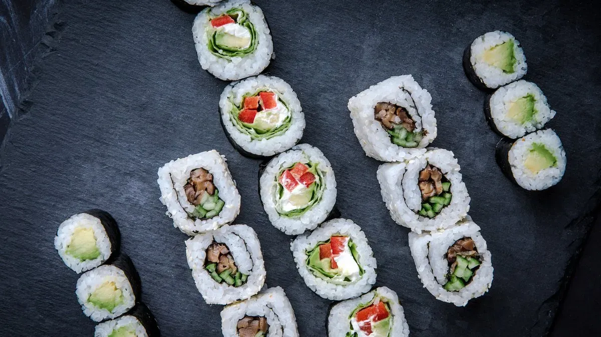 SAISHOKU SUSHI MORIAWASE