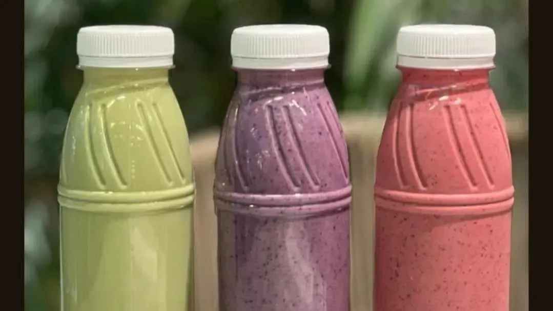 Raw matcha smoothie