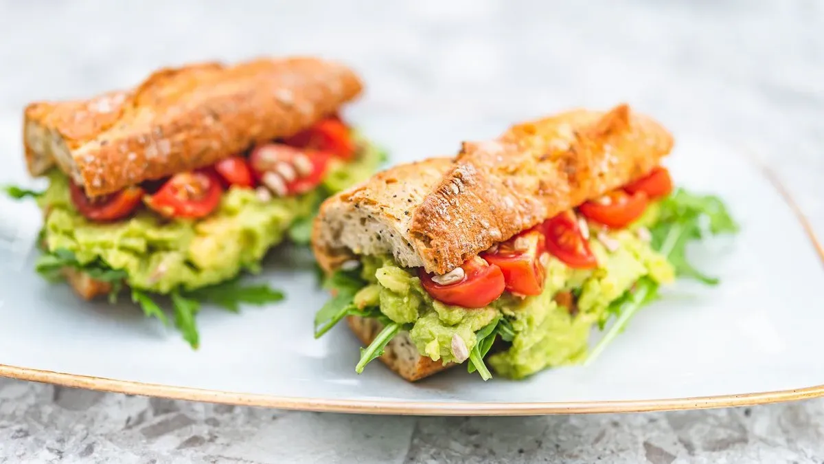 Mashed avo szendvics