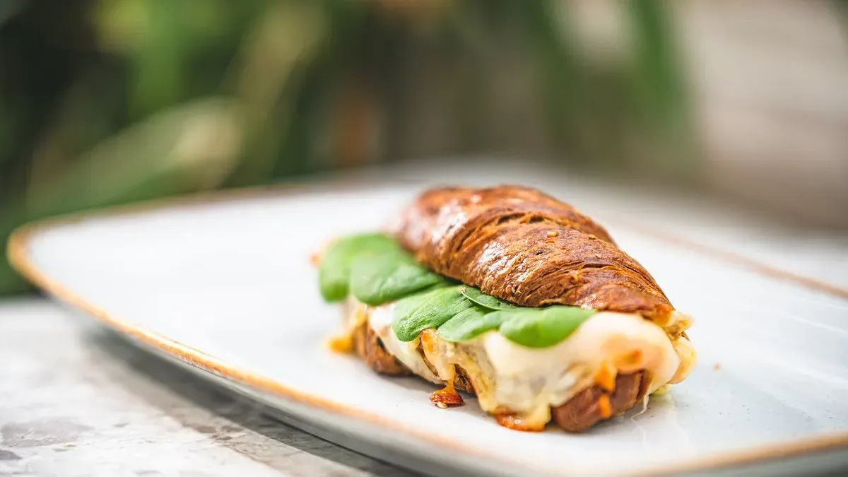Croissant szendvics