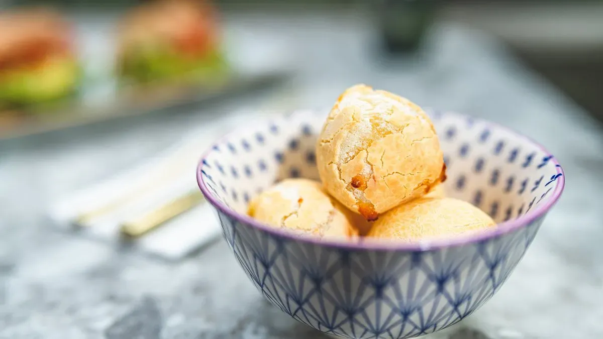 Cheese buns 7db