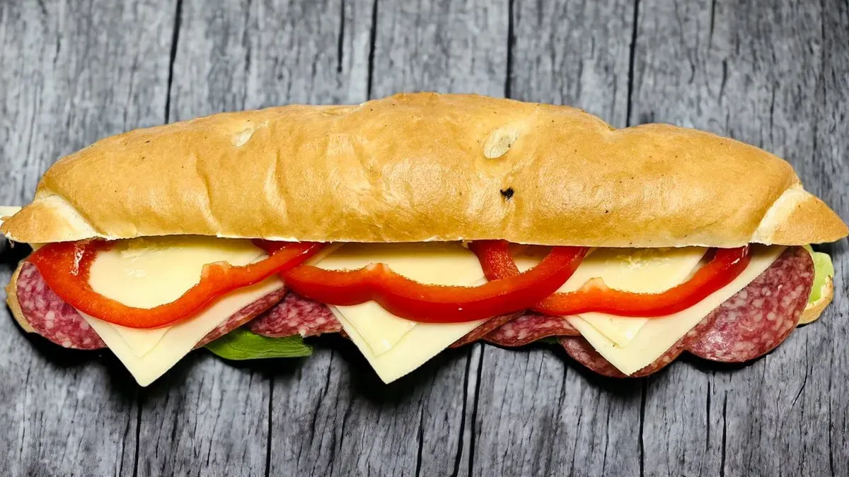 Szalámis baguette