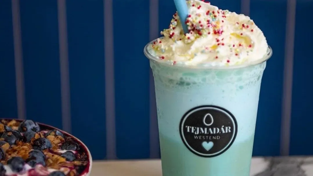 Unicorn latte