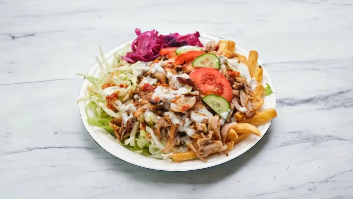 Gyrostál fűszeres steakburgonyával