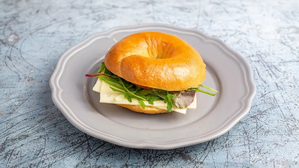 Sajtos bagel