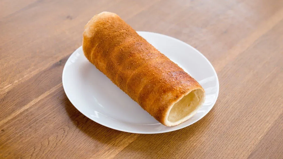 GM és TM alapanyagból készült fahéjas kürtőskalács