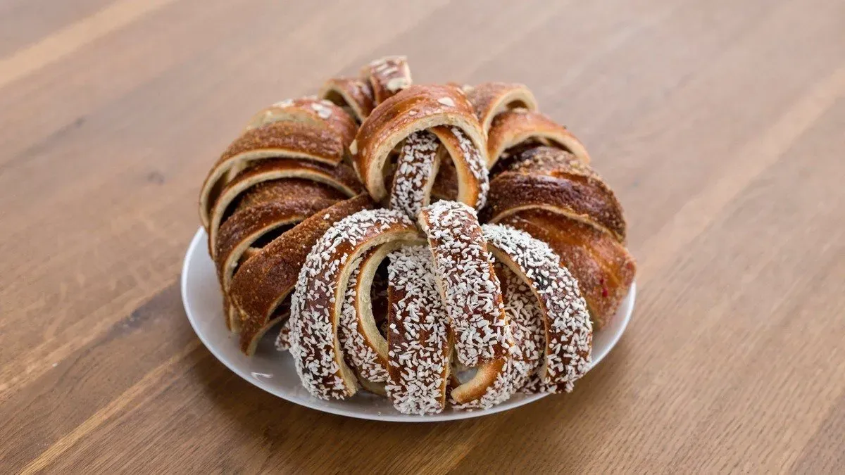 Kürtőskalács tál 4 kürtőskalácsból