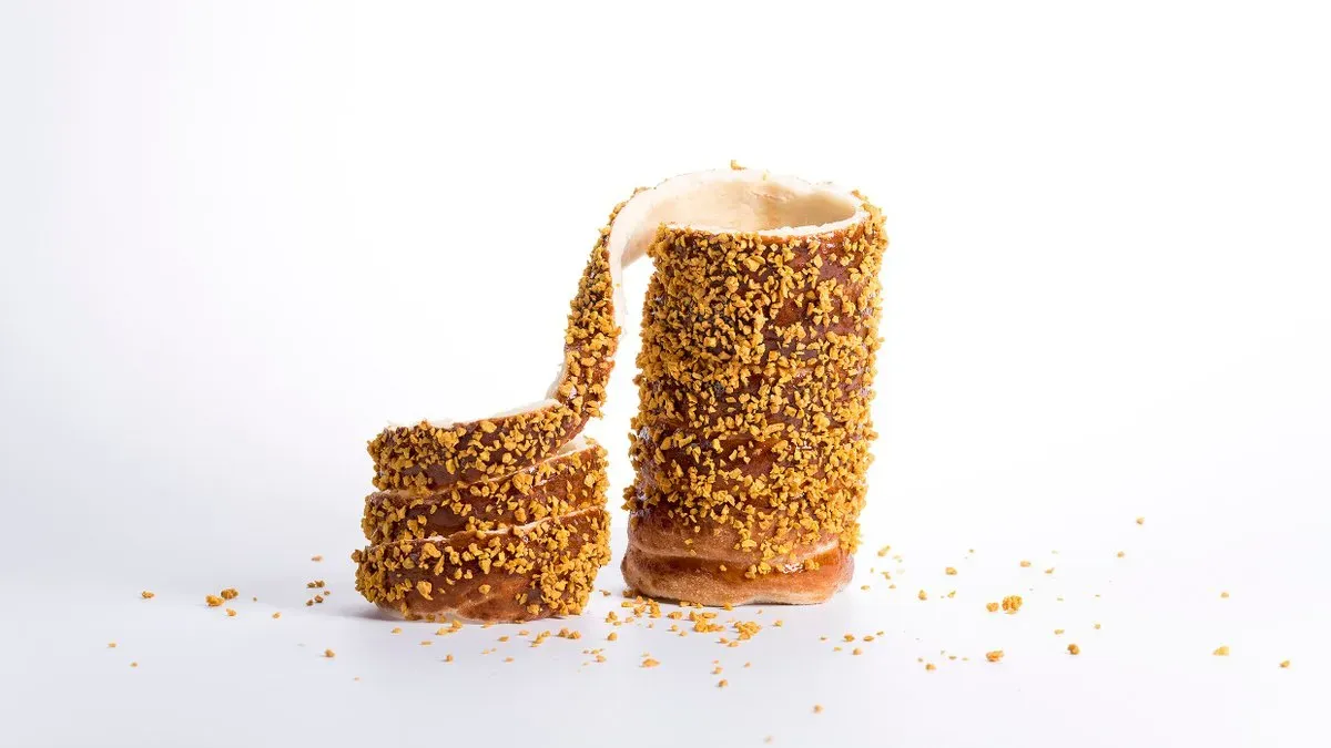 Passiógyümölcs ízű kürtőskalács