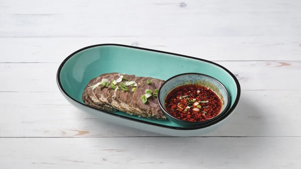 19.	TAO式秘制牛肉卷, Tao style cold beef, Tao marha tekercs